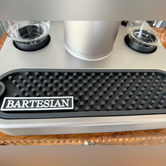 Bartesian Cocktail Maker - Picture 5 of 6